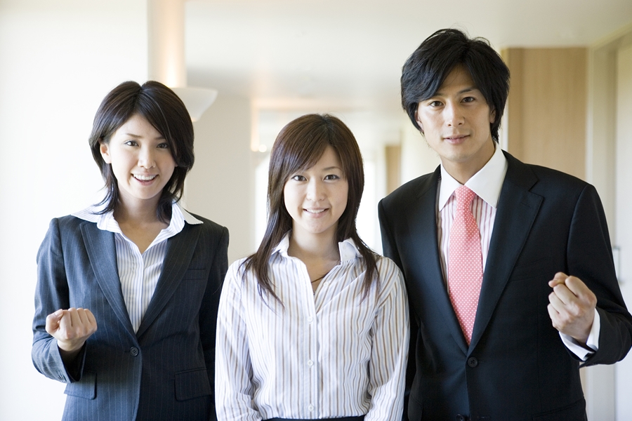 青ひげが就職で不利になる理由